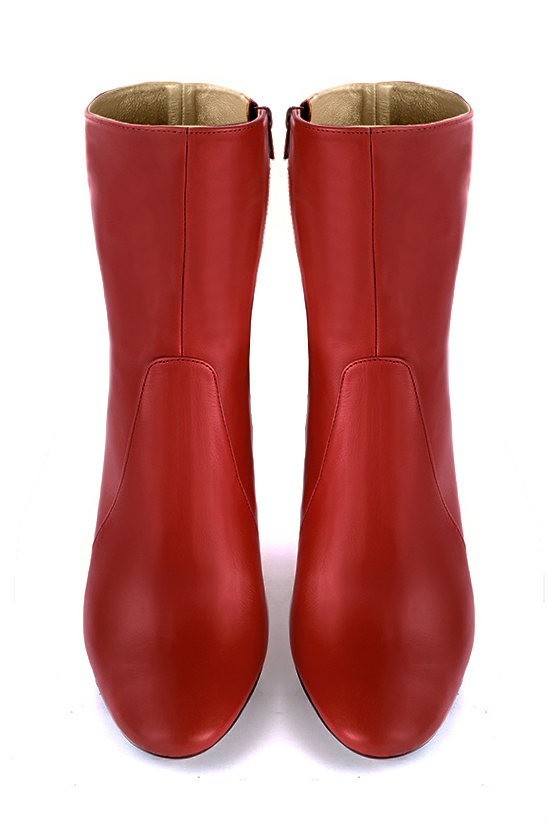 Scarlet red women's ankle boots with a zip on the inside. Round toe. High block heels. Top view - Florence KOOIJMAN